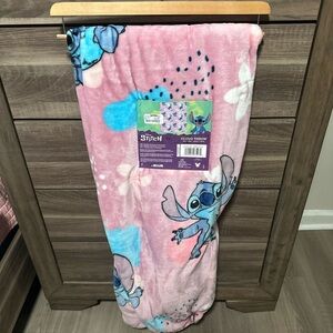 Disney Stitch throw blanket